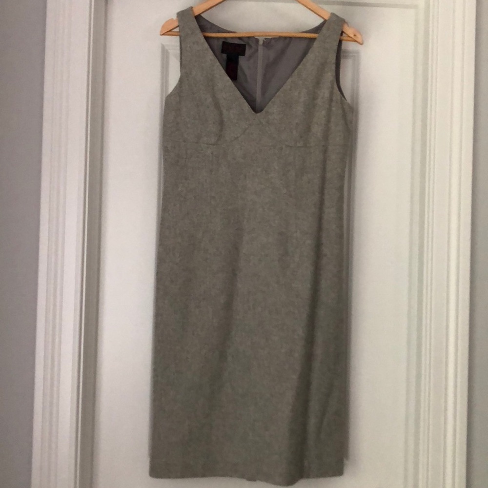 Grey v necked knee length sheath dress